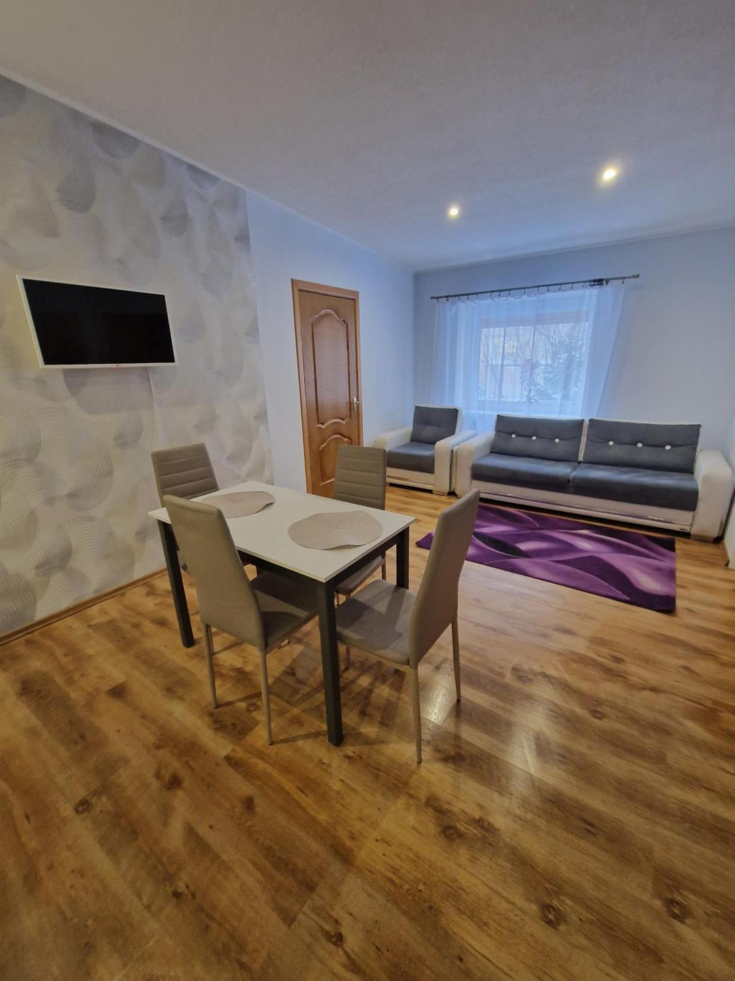 Karolina Apartamento Daugavpils Exterior foto